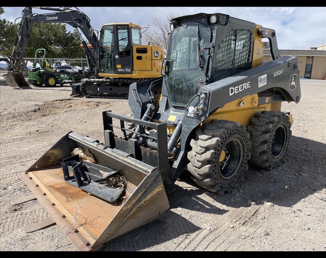 2021 JOHN DEERE 330G