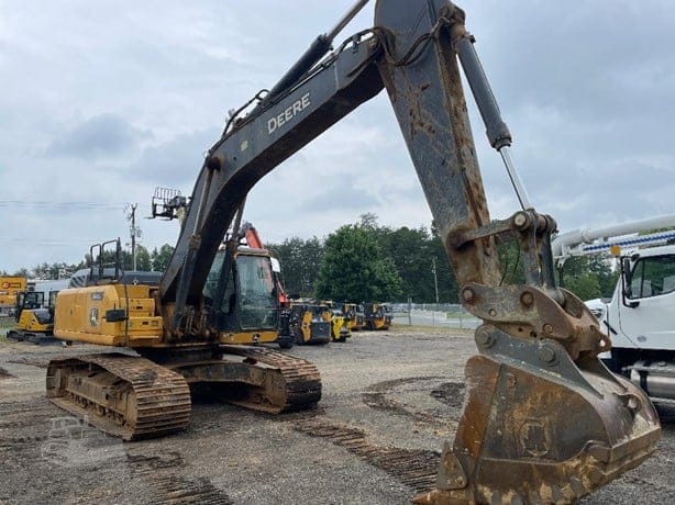 2021 DEERE 350G LC