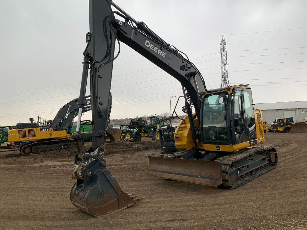 2022 John Deere 135G Excavator