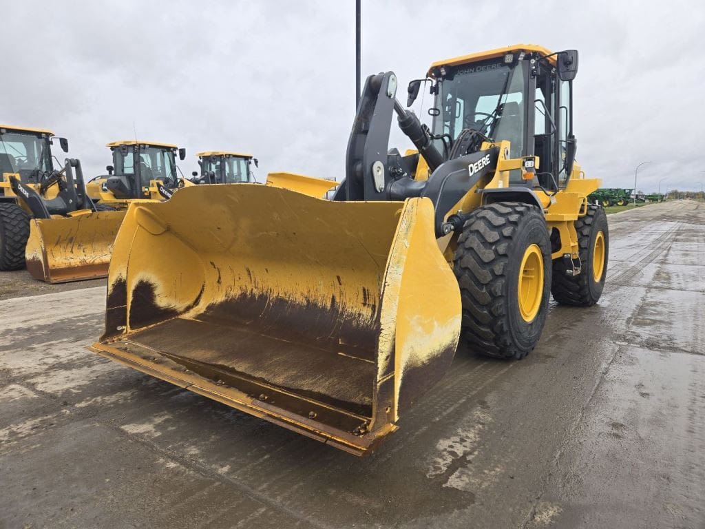 2023 John Deere 544P 4WD Wheel Loader