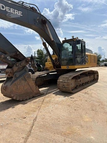 2023 DEERE 350 P-TIER