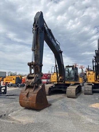 2023 DEERE 350 P-TIER