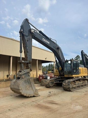 2023 DEERE 350 P-TIER