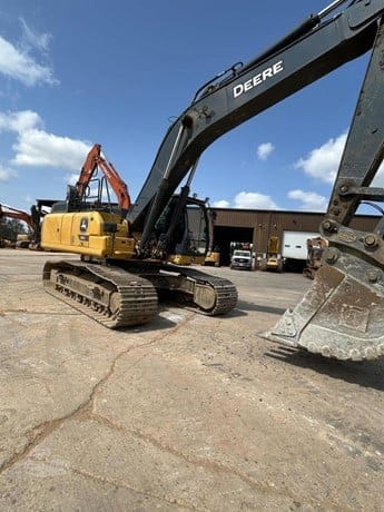 2023 DEERE 350 P-TIER