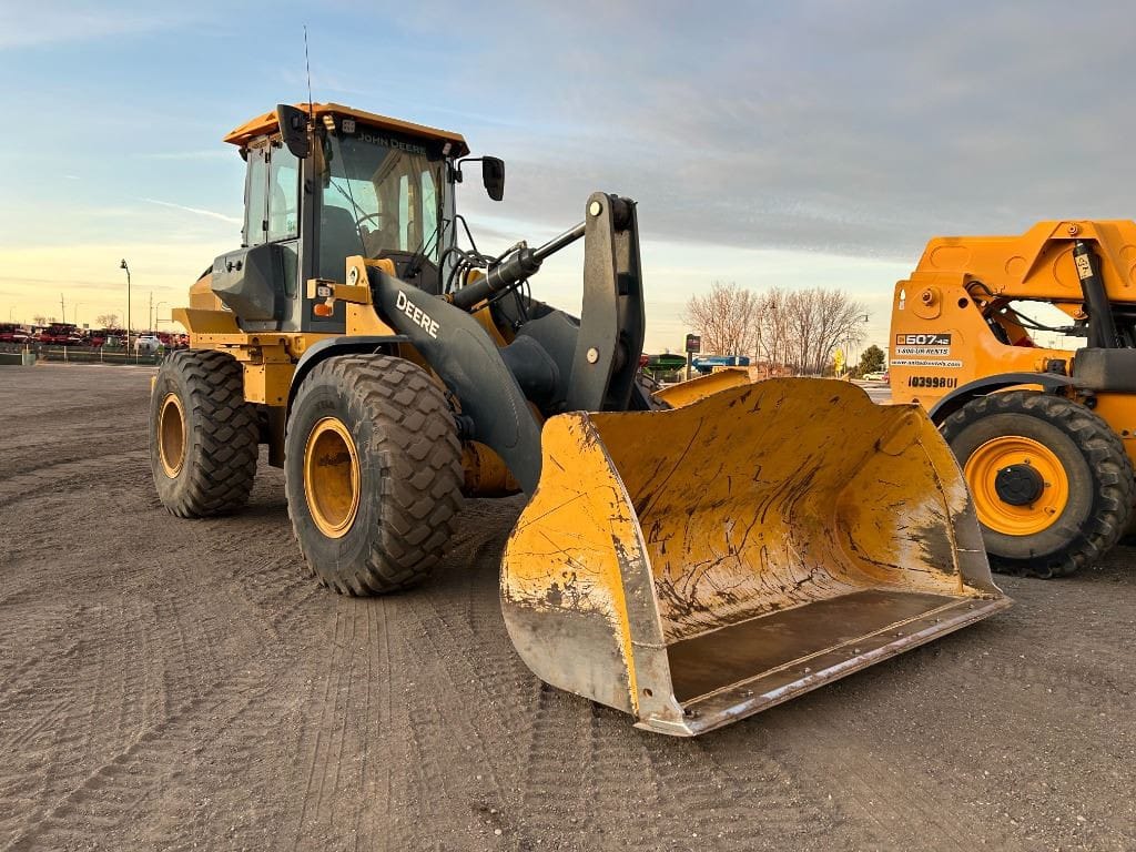 2023 John Deere 524P 4WD Wheel Loader