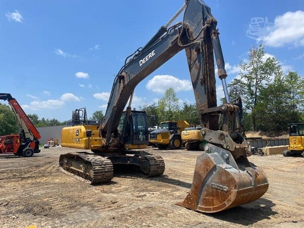 2023 DEERE 350 P-TIER