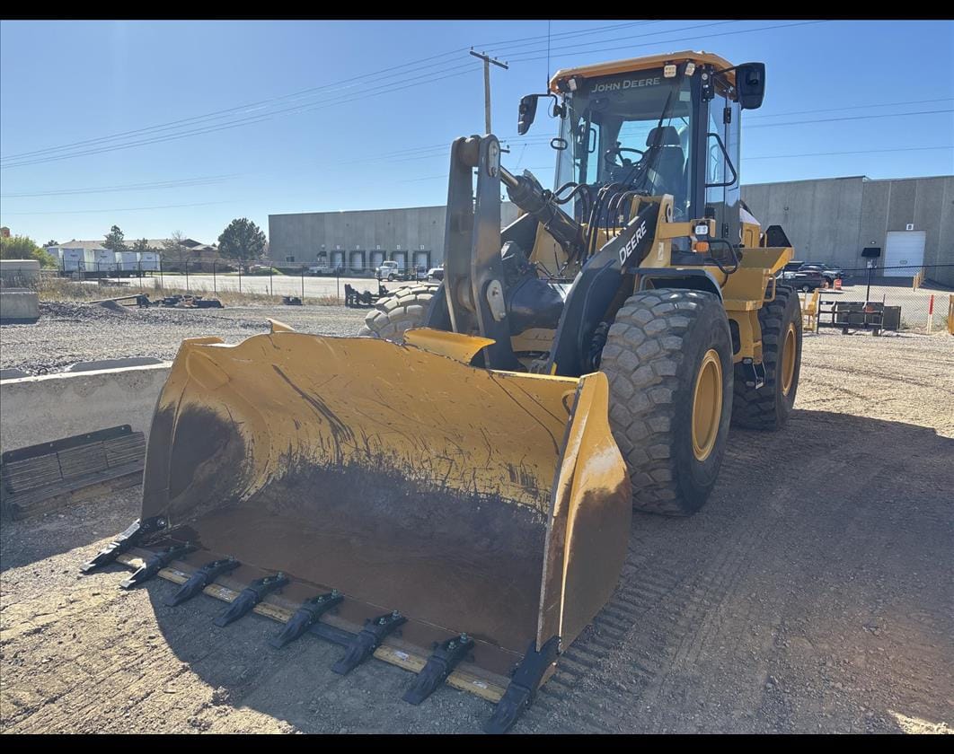 2021 JOHN DEERE 544P