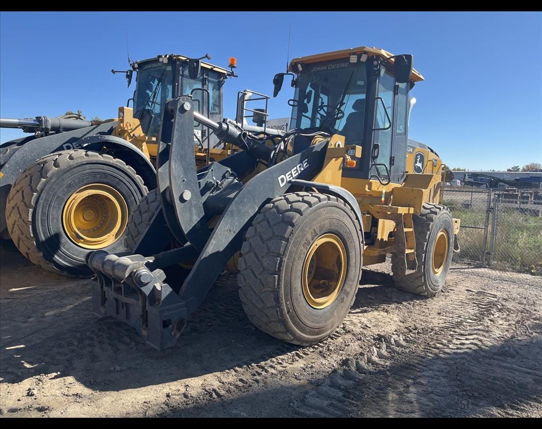 2022 JOHN DEERE 624P