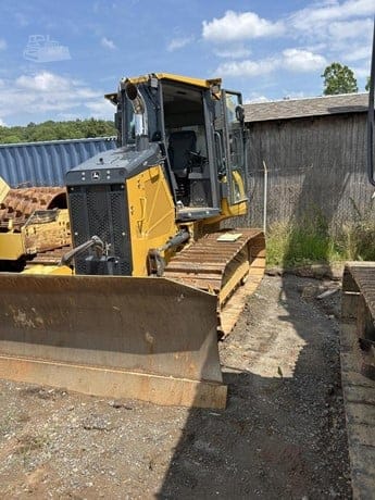 2023 DEERE 550