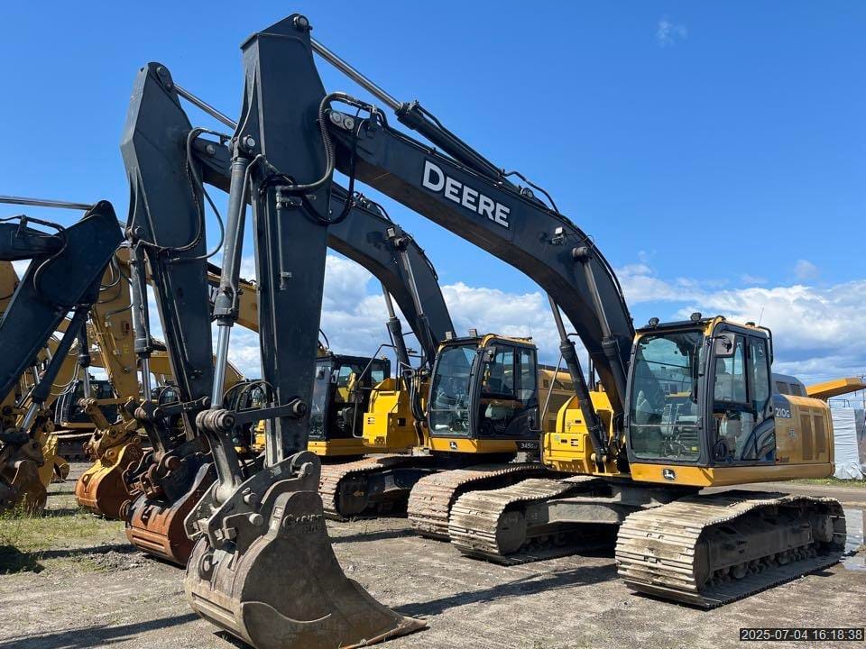 2020 JOHN DEERE 210G