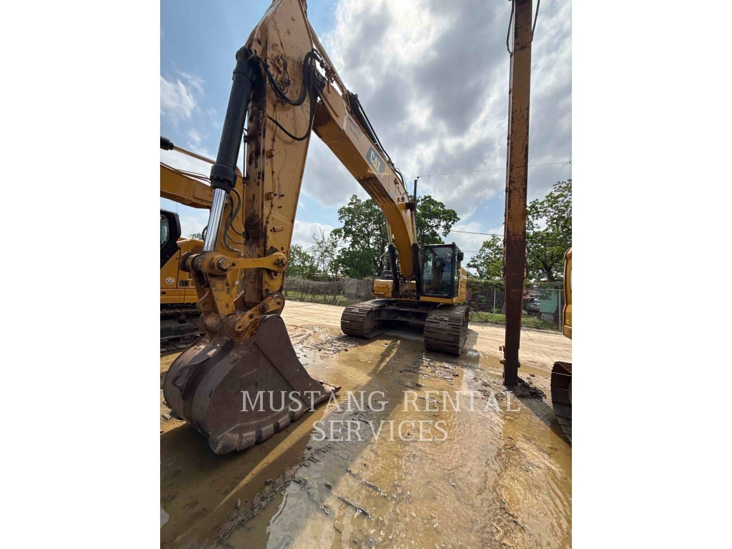 2019 CAT 33607