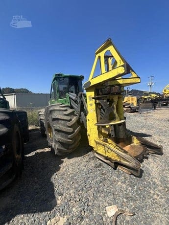 2018 DEERE 643L