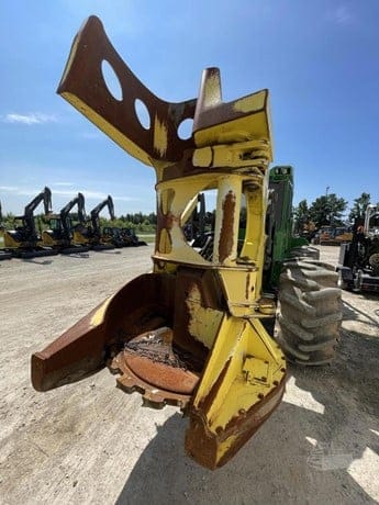 2018 DEERE 643L