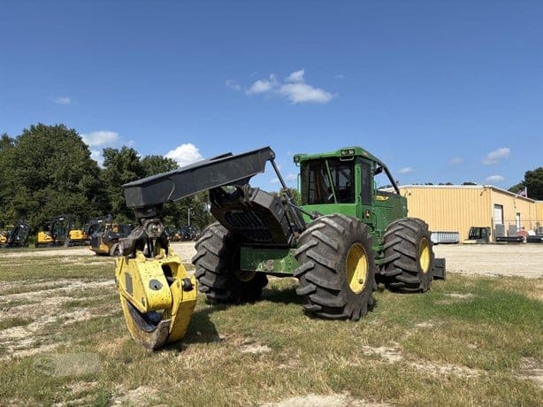 2021 DEERE 648L II