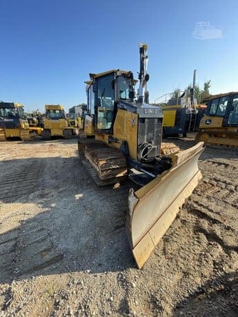 2023 DEERE 650 P-TIER LGP