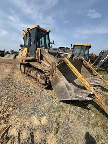 2023 DEERE 655K