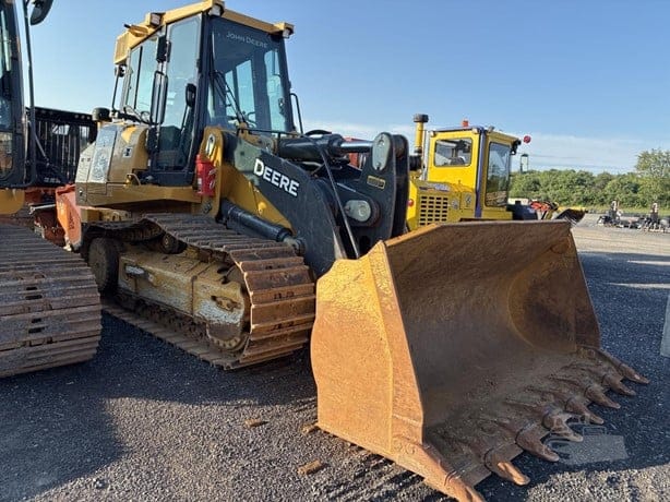 2023 DEERE 655K