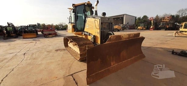 2024 DEERE 700L LGP