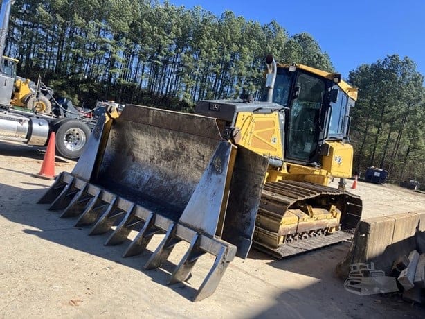2024 DEERE 700L LGP