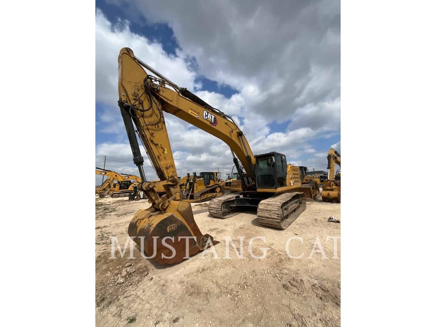 2022 CAT 340-08