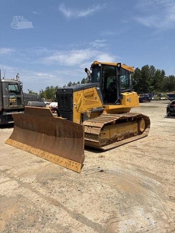 2023 DEERE 750L LGP