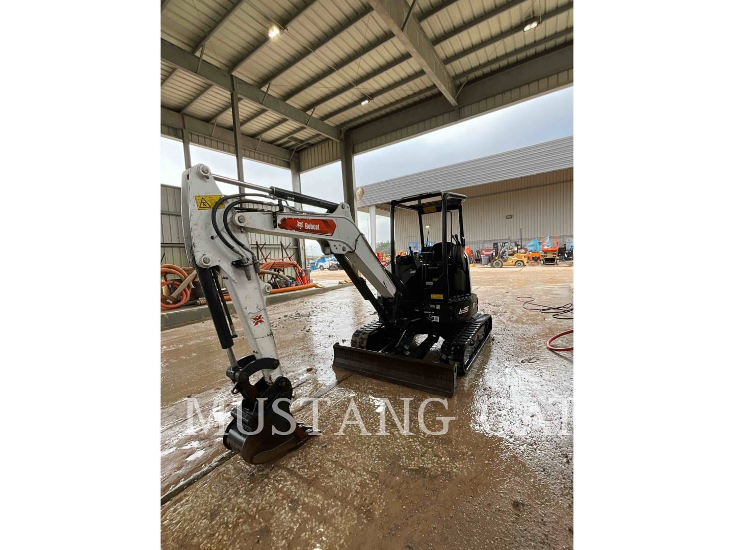 2023 BOBCAT E35