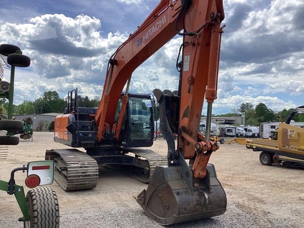 2022 HITACHI ZX210 LC-6
