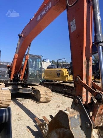 2022 HITACHI ZX210 LC-6