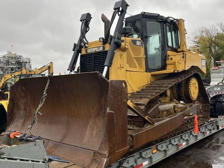 2011 CATERPILLAR D6TXL