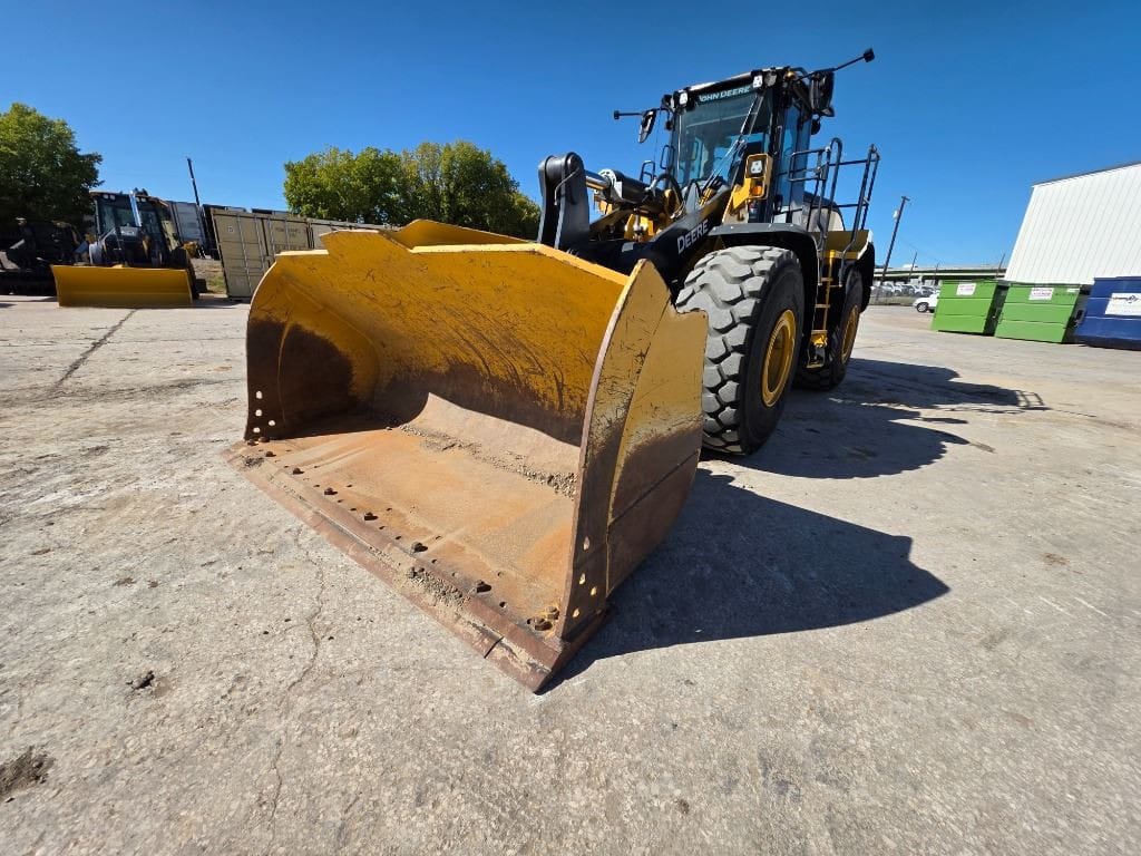 2024 John Deere 744P 4WD Production Class Wheel Loader