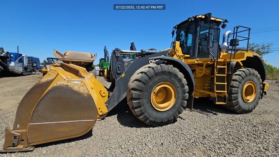 2020 JOHN DEERE 844L