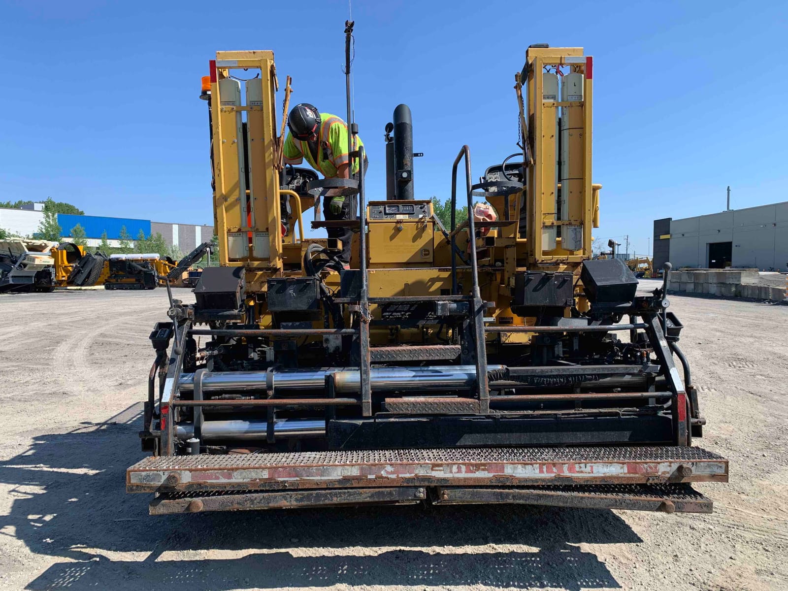 2006 CATERPILLAR AP - 1000D
