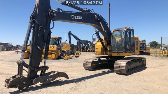 2022 JOHN DEERE 245G