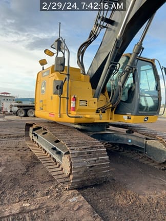2022 JOHN DEERE 245G