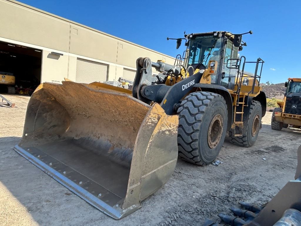 2023 John Deere 744P 4WD Production Class Wheel Loader
