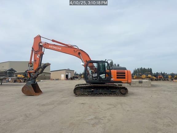 2022 HITACHI ZX2106