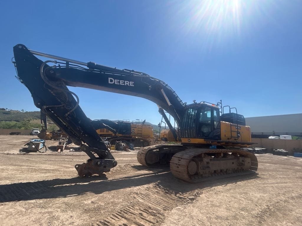 2021 John Deere 470GLC Excavator