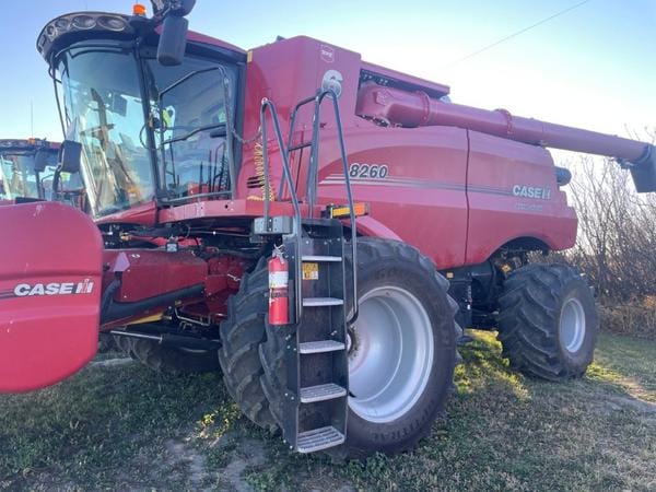 2025 Case IH 8260
