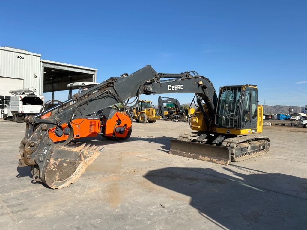 2023 John Deere 135G Excavator