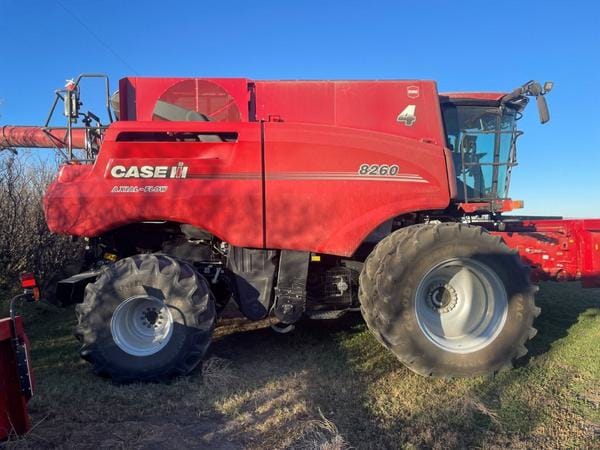 2025 Case IH 8260