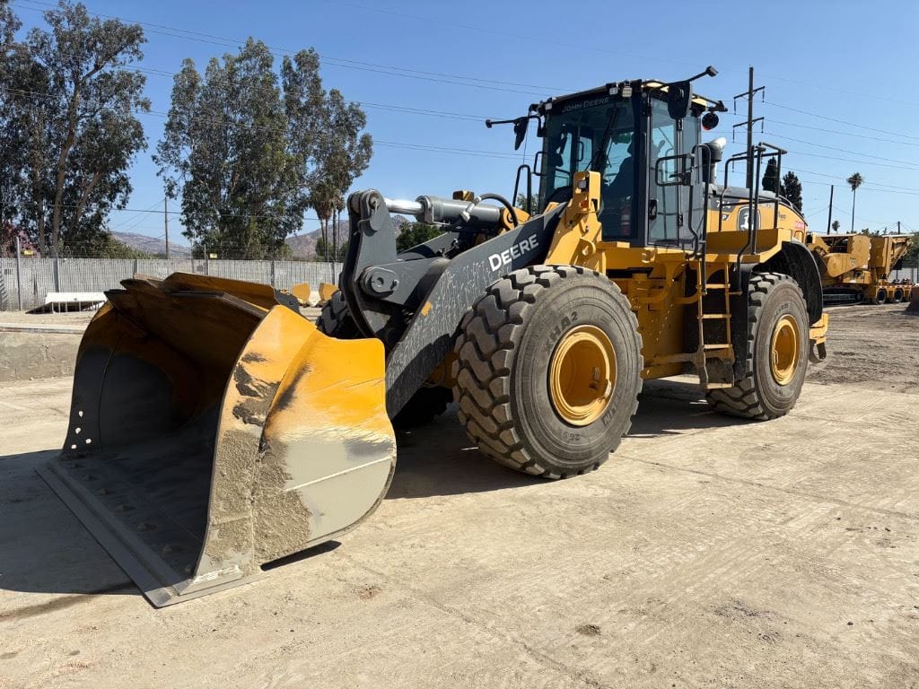 2023 John Deere 744P 4WD Production Class Wheel Loader