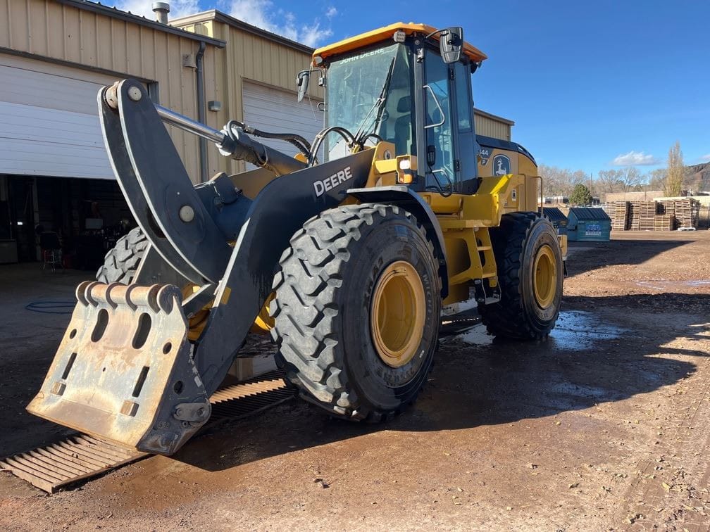 2022 John Deere 644P 4WD Wheel Loader