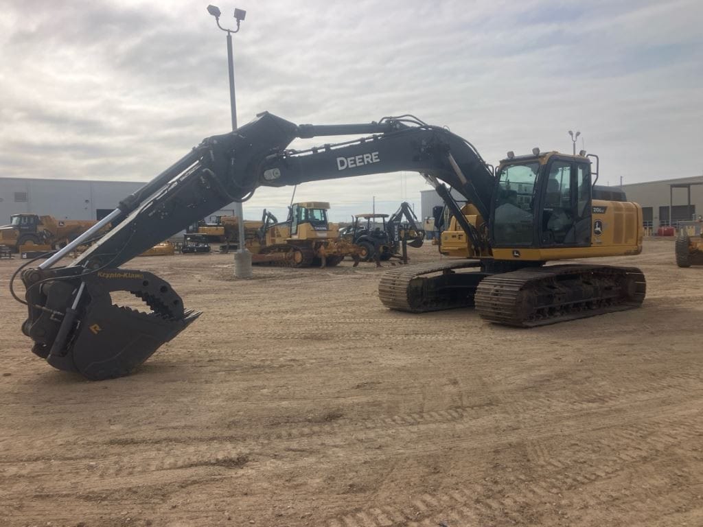 2022 John Deere 210GLC Excavator