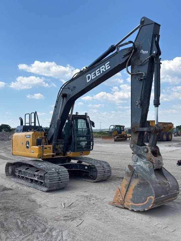 2021 John Deere 200G Excavator