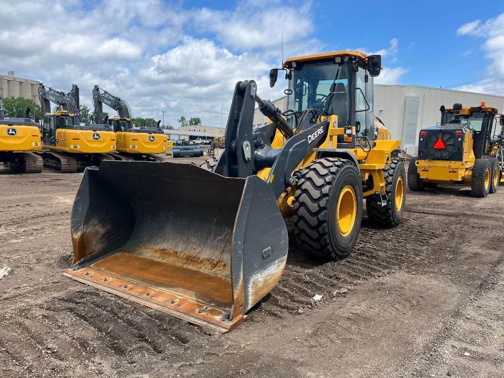2022 John Deere 544P 4WD Wheel Loader