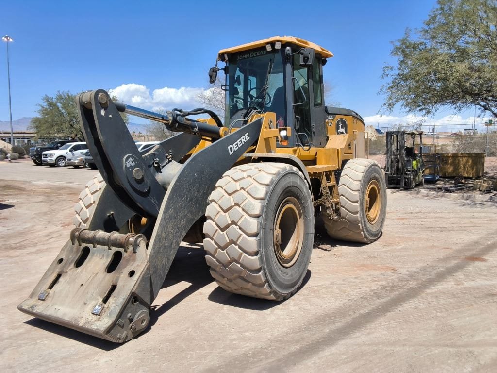 2022 John Deere 644P 4WD Wheel Loader