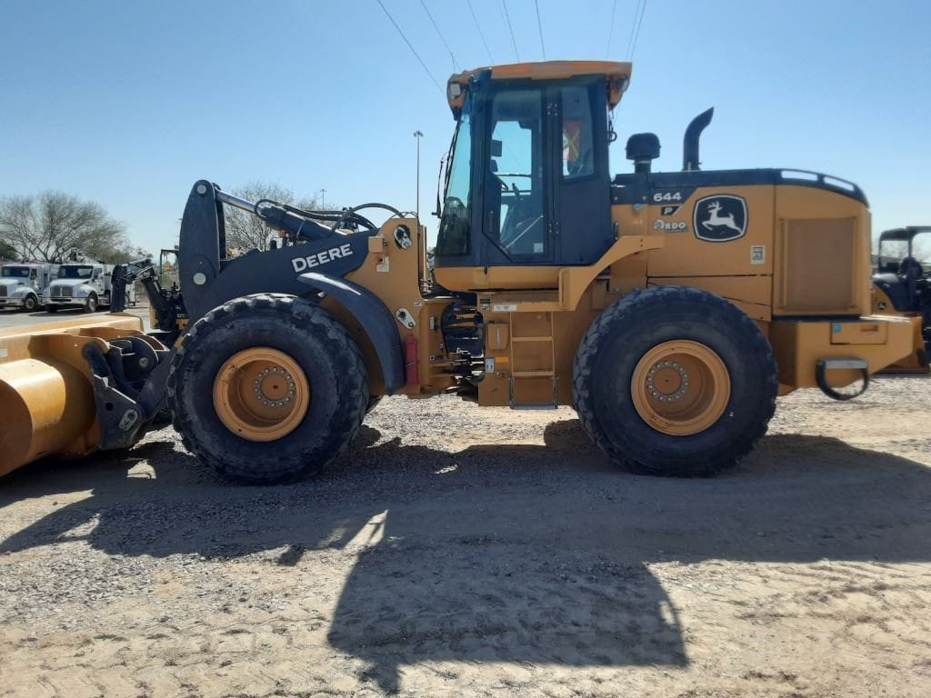 2022 John Deere 644P 4WD Wheel Loader