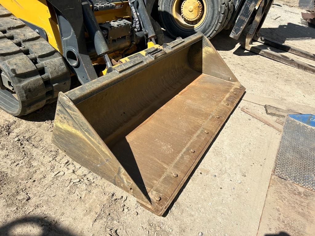 2023 John Deere CE84 Skid Steer Bucket