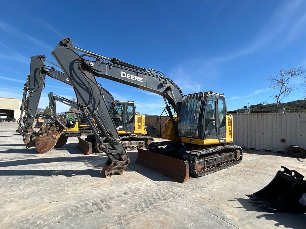 2021 John Deere 135G Excavator
