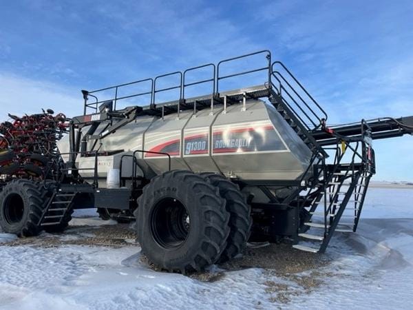 2022 Bourgault 3335-86